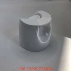 Cappuccio della bottiglia di spray di plastica bianca progettazione ergonomico