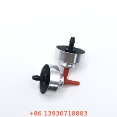 Valvola universale di riempimento di butano per stufe portatili da campeggio. Valvola di riempimento di carburante di precisione.