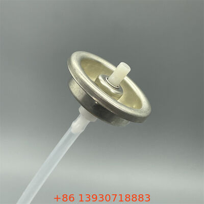 Pulizia ottimizzata del condizionatore d'aria con una pistola di spruzzatura ergonomica a aerosol