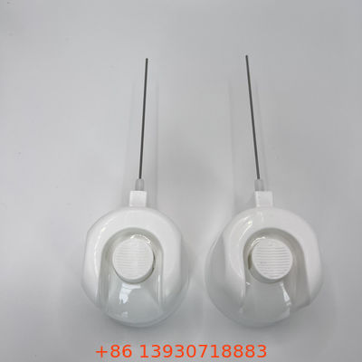 Tappo aerosol con tubo di prolunga per applicazioni di spruzzatura di precisione