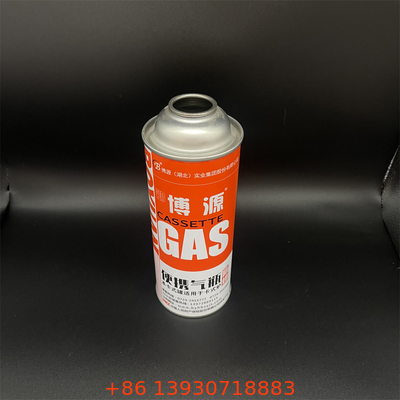 Cartuccia portatile di gas butano per stufe da campeggio.