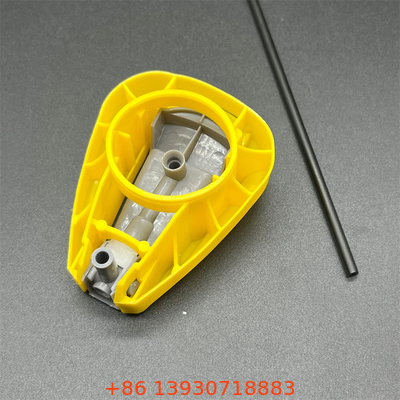 Spruzzatore pieghevole portatile per il giardinaggio e la pulizia. Disegno ergonomico. Impostazioni regolabili dello spruzzo.