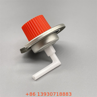 Manopola del bruciatore a gas resistente per un controllo migliore della cottura.
