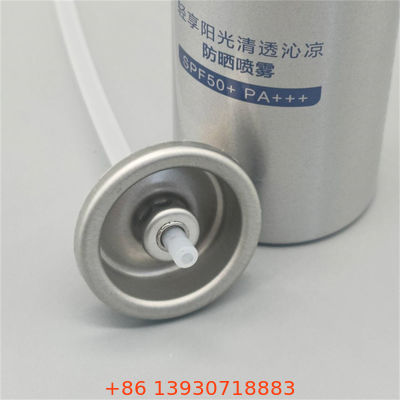 Innovativo erogatore a spruzzo per protezione solare quotidiana con maggiore resistenza ai raggi UV e azionamento fluido