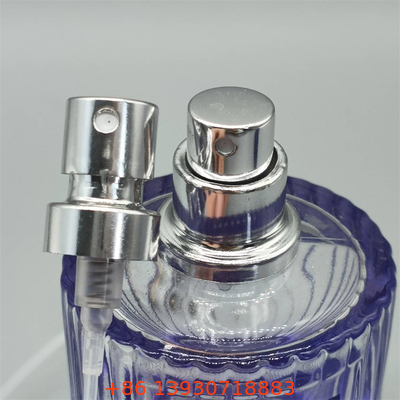 Pompa spray per profumo minimalista per fragranze unisex moderne con design sobrio e facile utilizzo