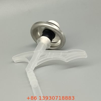 Valvola di spruzzo in schiuma PU versatile e stabile alla temperatura per lavori di costruzione in tutte le stagioni con prestazioni affidabili in condizioni di freddo.