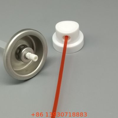 Valvola per la bombola di spruzzo per detergenti aerosol per la manutenzione automobilistica