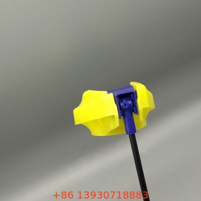 Tappo erogatore a spruzzo bidirezionale durevole per bombole aerosol con dispersione uniforme e omogenea