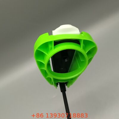 Cappuccio ergonomico a doppio senso per le bombole di aerosol che garantisce un controllo coerente degli spruzzi