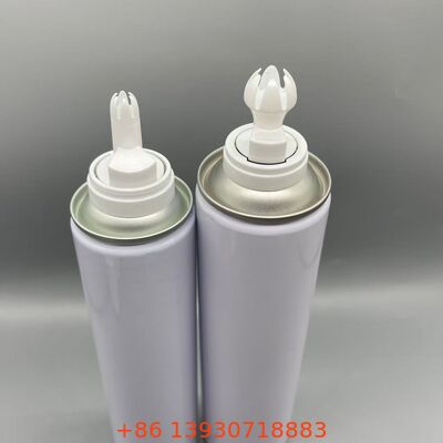 Cappuccio di crema, attuatore di spruzzo, cannuccia di latta Disponibile ugello di taglia standard Sigillazione e spruzzo Adatta per l'uso di cannucce di aerosol metallici